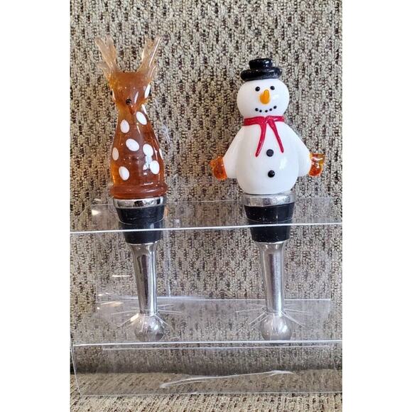 Art-glass Reindeer and Snowman Wine Bottle Stoppers LS Arts House Warming Gift - Picture 1 of 8